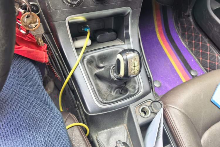 Used Citroen C4 Sega 2016 1.6L Manual Comfort Model Gear Lever