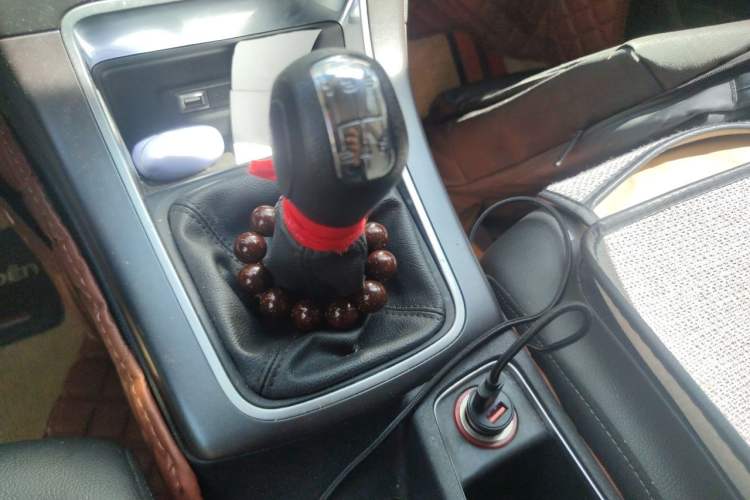 Used Citroen C4 Sega 2016 1.6L Manual Luxury Model Gear Lever