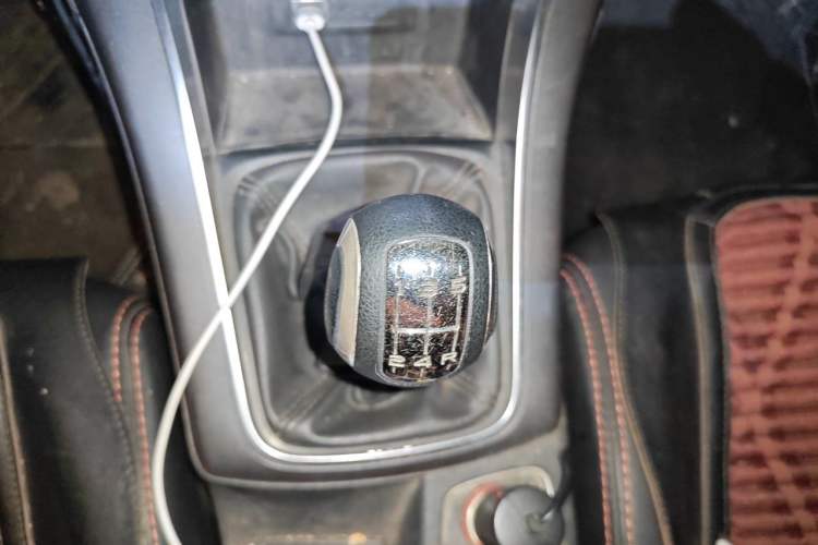 Used Citroen C4 Sega 2016 1.6L Manual Comfort Model Gear Lever