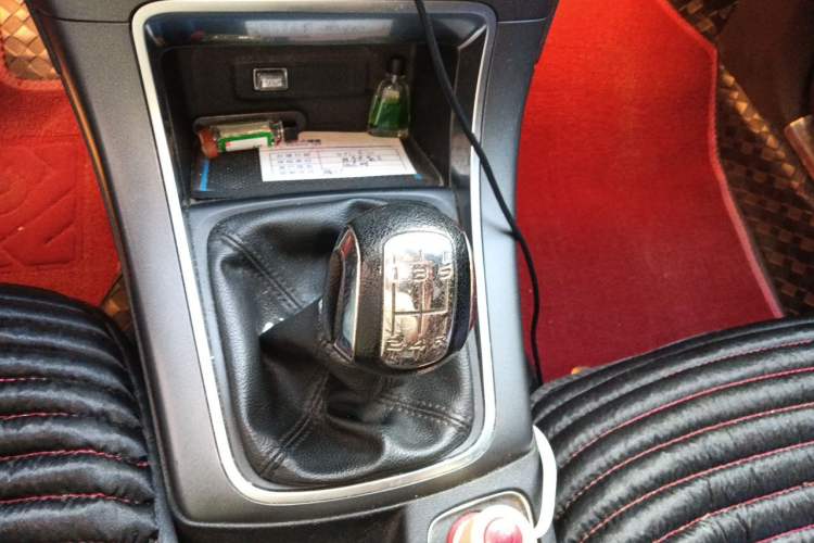 Used Citroen C4 Sega 2016 1.6L Manual Luxury Model Gear Lever
