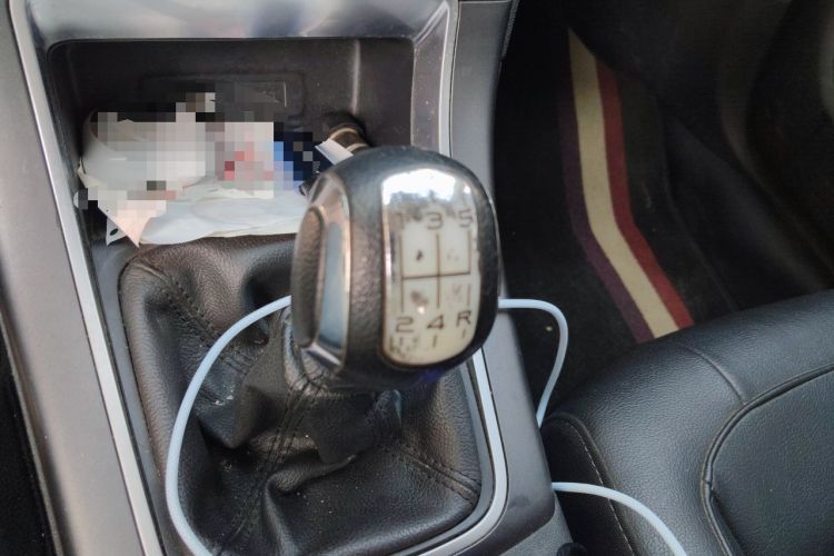 Used Citroen C4 Sega 2016 1.6L Manual Luxury Model Gear Lever