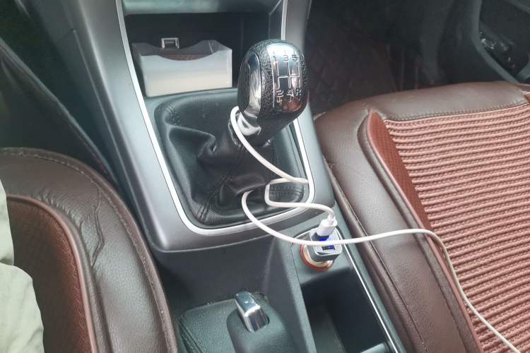 Used Citroen C4 Sega 2016 1.6L Manual Comfort Model Gear Lever