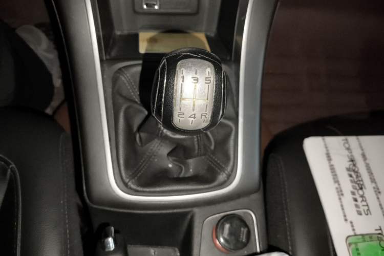 Used Citroen C4 Sega 2016 1.6L Manual Luxury Model Gear Lever