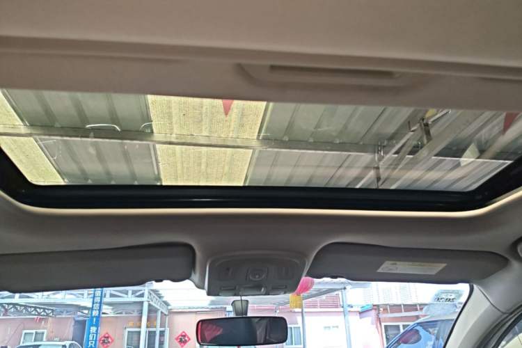 Used Citroen C4 Sega 2016 1.6L Manual Comfort Model Headliner