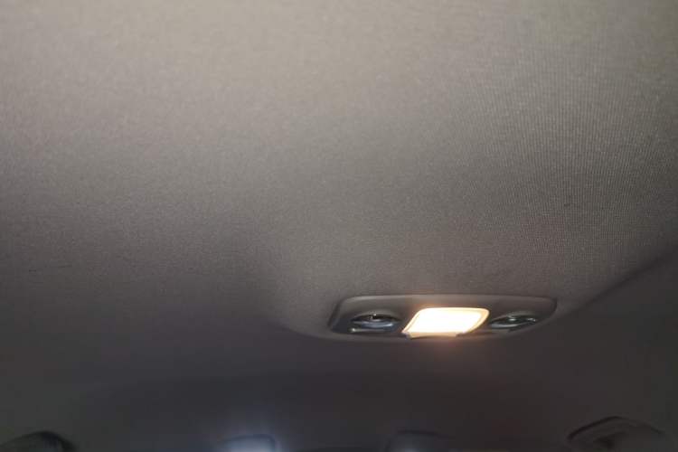 Used Citroen C4 Sega 2016 1.6L Automatic Luxury Model Headliner