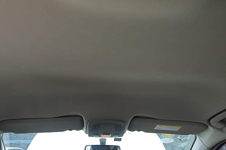 Used Citroen C4 Sega 2016 1.6L Manual Luxury Model Headliner