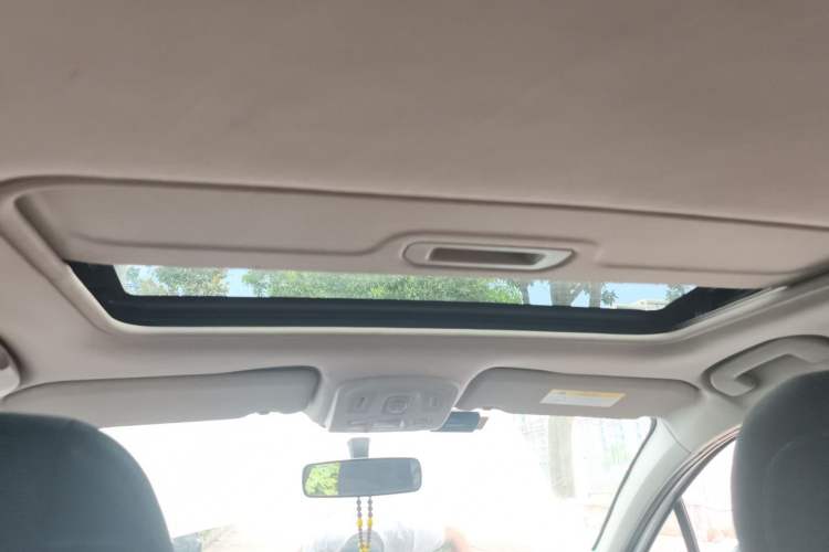 Used Citroen C4 Sega 2016 1.6L Manual Comfort Model Headliner