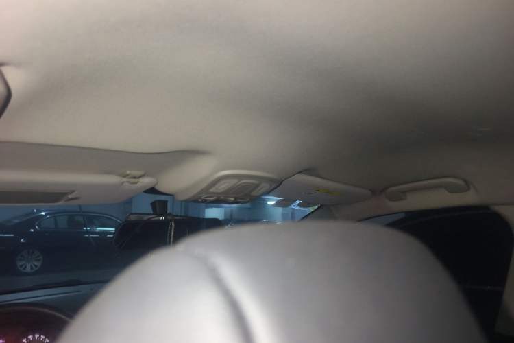 Used Citroen C4 Sega 2016 1.6L Automatic Luxury Model Headliner