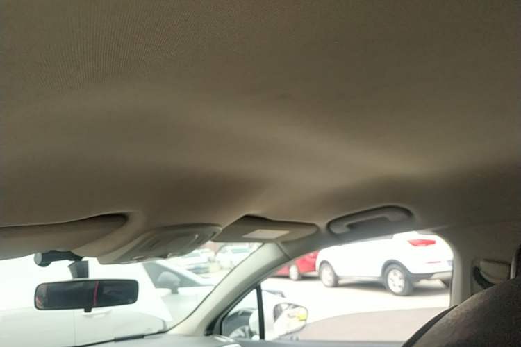 Used Citroen C4 Sega 2016 1.6L Automatic Luxury Model Headliner