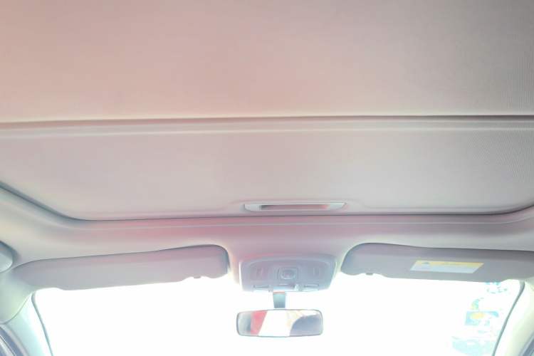 Used Citroen C4 Sega 2016 1.6L Automatic Luxury Model Headliner