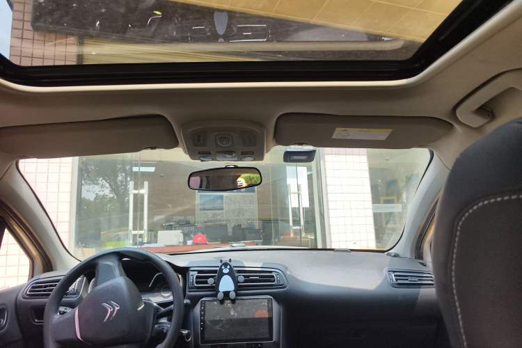 Used Citroen C4 Sega 2016 1.6L Automatic Comfort Model Headliner