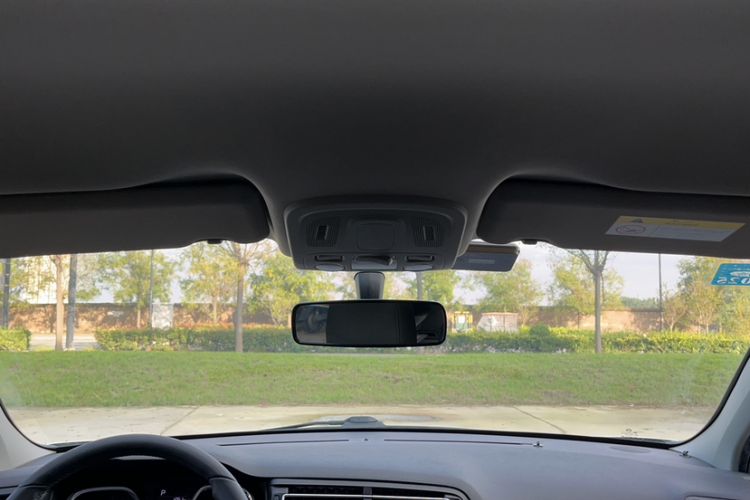 Used Citroen C4 Sega 2016 1.6L Automatic Luxury Model Headliner