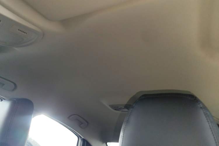 Used Citroen C4 Sega 2016 1.6L Manual Comfort Model Headliner