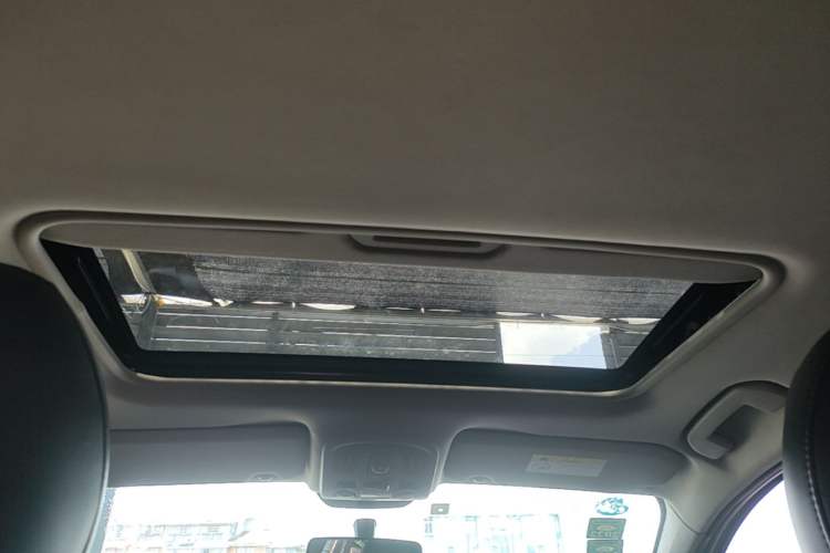 Used Citroen C4 Sega 2016 1.6L Automatic Comfort Model Headliner