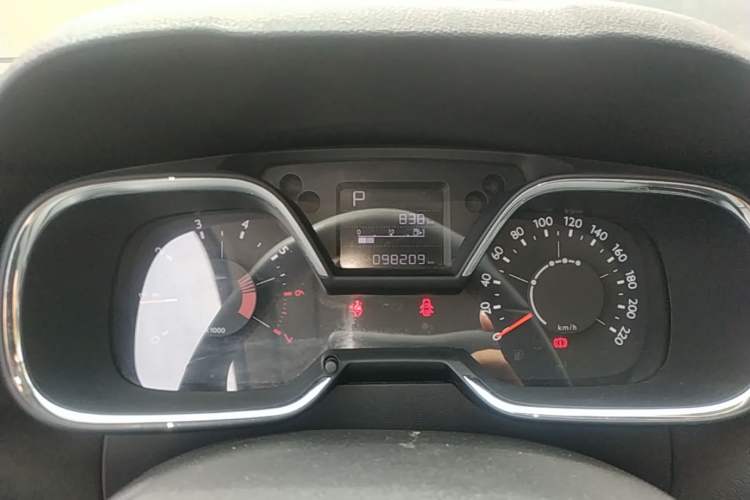 Used Citroen C4 Sega 2016 1.6L Automatic Luxury Model Instrument Cluster