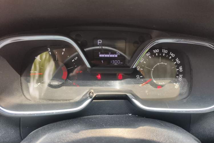 Used Citroen C4 Sega 2016 1.6L Automatic Comfort Model Instrument Cluster
