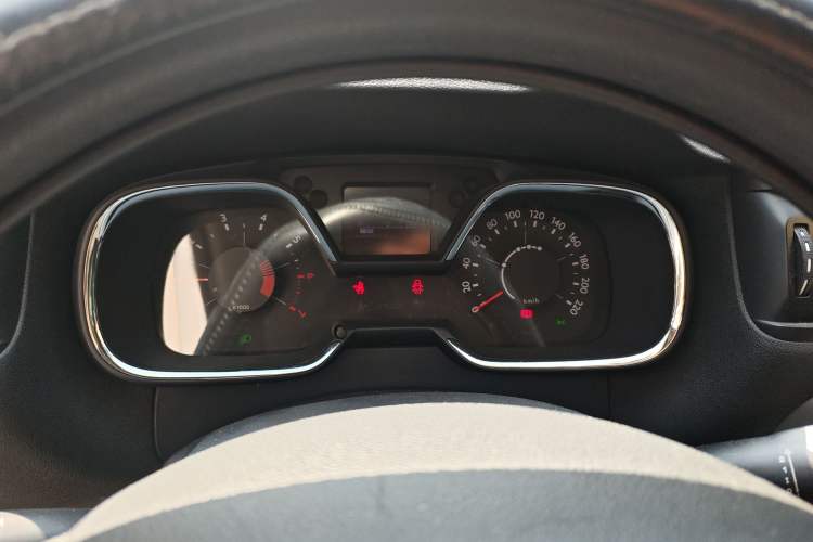 Used Citroen C4 Sega 2016 1.6L Manual Comfort Model Instrument Cluster