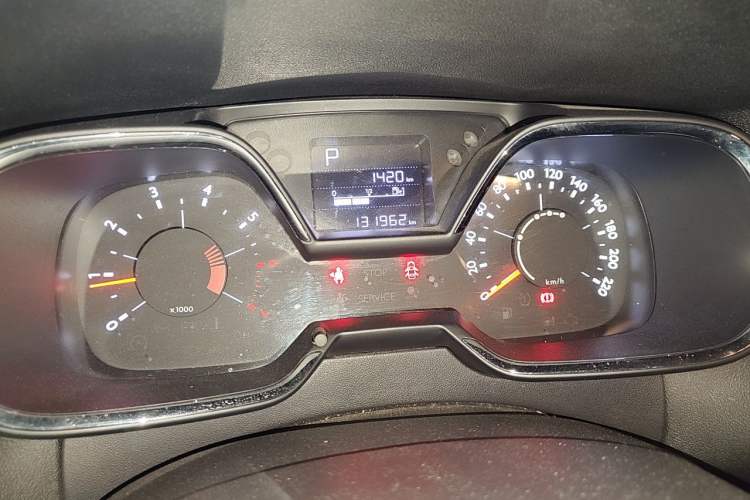 Used Citroen C4 Sega 2016 1.6L Automatic Luxury Model Instrument Cluster