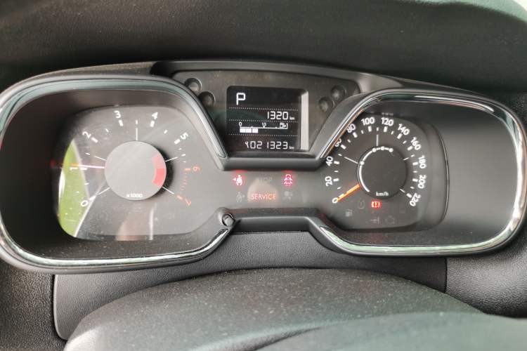 Used Citroen C4 Sega 2016 1.6L Automatic Comfort Model Instrument Cluster