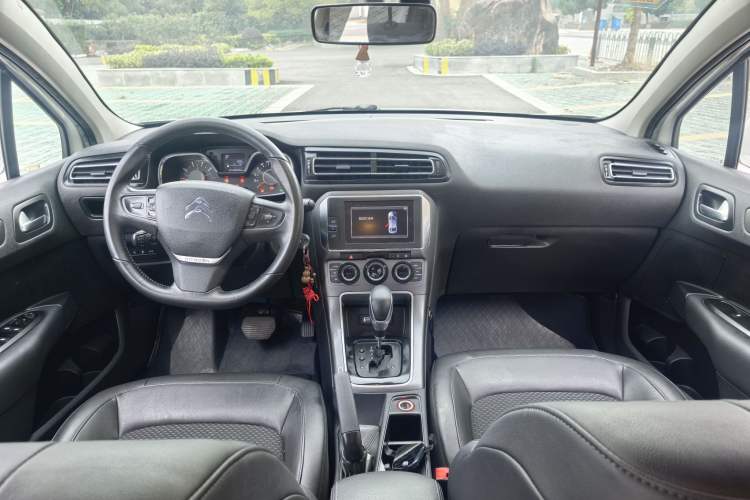 Used Citroen C4 Sega 2016 1.6L Automatic Luxury Model Interior 3