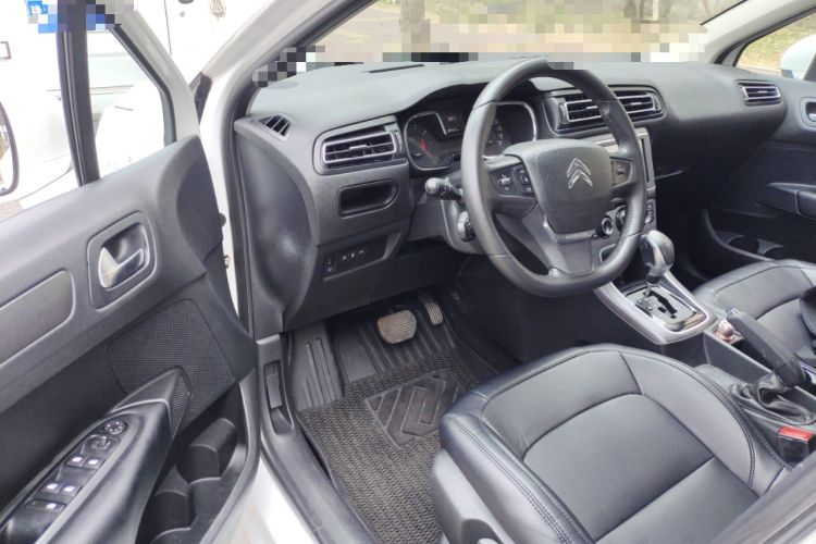 Used Citroen C4 Sega 2016 1.6L Automatic Luxury Model Interior 3