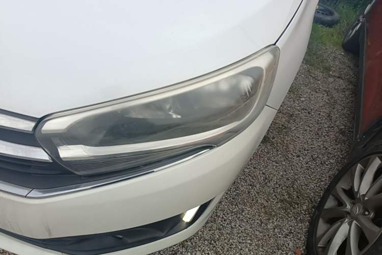 Used Citroen C4 Sega 2016 1.2THP Automatic Luxury Model Left Front Headlight