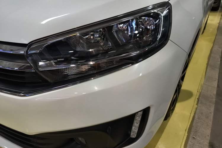 Used Citroen C4 Sega 2016 1.6L Automatic Luxury Model Left Front Headlight