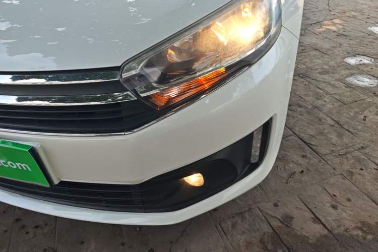 Used Citroen C4 Sega 2016 1.6L Automatic Luxury Model Left Front Headlight