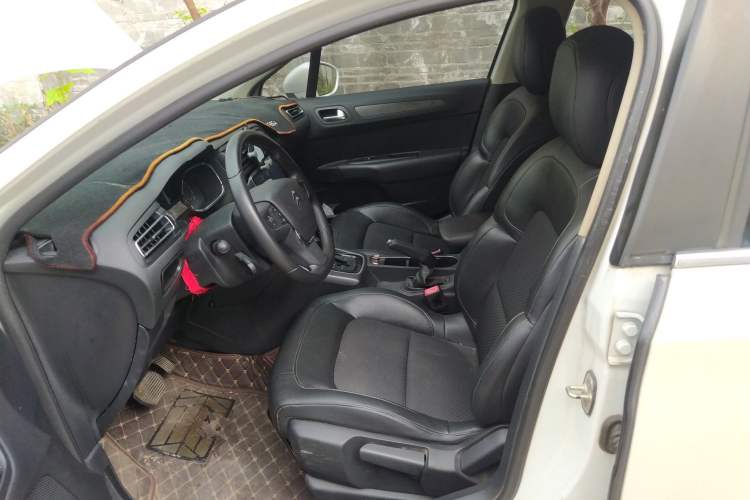 Used Citroen C4 Sega 2016 1.6L Automatic Luxury Model Left Front Seat