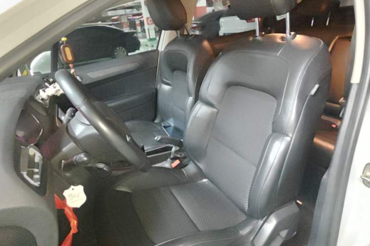 Used Citroen C4 Sega 2016 1.6L Automatic Luxury Model Left Front Seat