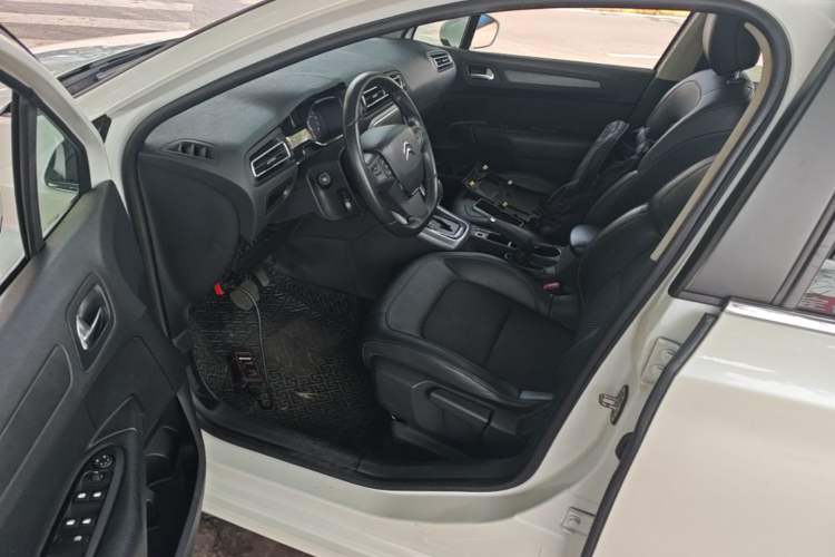 Used Citroen C4 Sega 2016 1.6L Automatic Luxury Model Left Front Seat