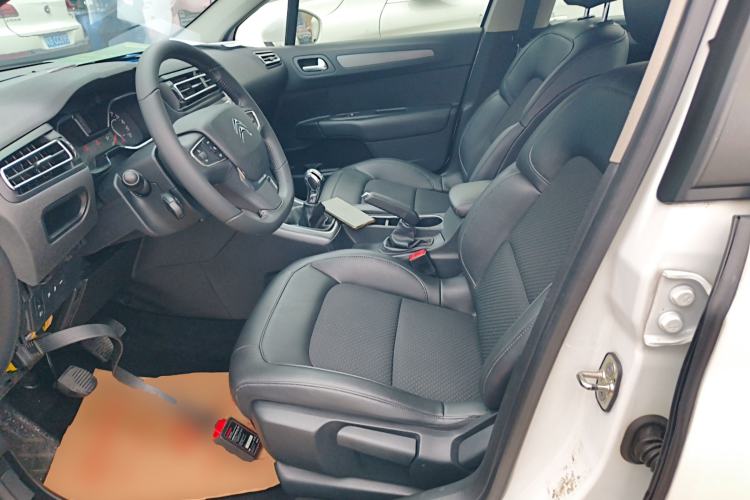 Used Citroen C4 Sega 2016 1.6L Manual Luxury Model Left Front Seat