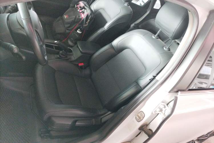 Used Citroen C4 Sega 2016 1.6L Automatic Luxury Model Left Front Seat
