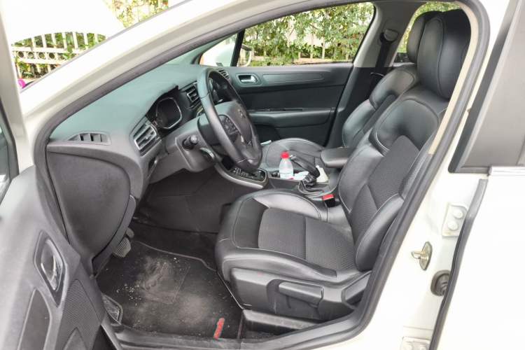 Used Citroen C4 Sega 2016 1.6L Automatic Luxury Model Left Front Seat