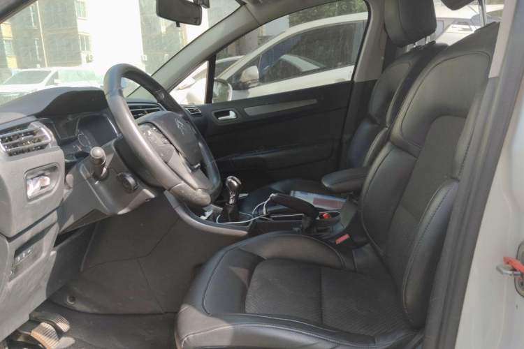 Used Citroen C4 Sega 2016 1.6L Manual Luxury Model Left Front Seat