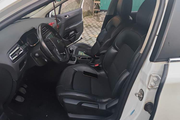 Used Citroen C4 Sega 2016 1.6L Manual Luxury Model Left Front Seat