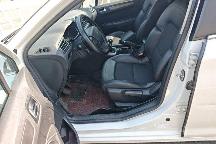 Used Citroen C4 Sega 2016 1.6L Manual Luxury Model Left Front Seat