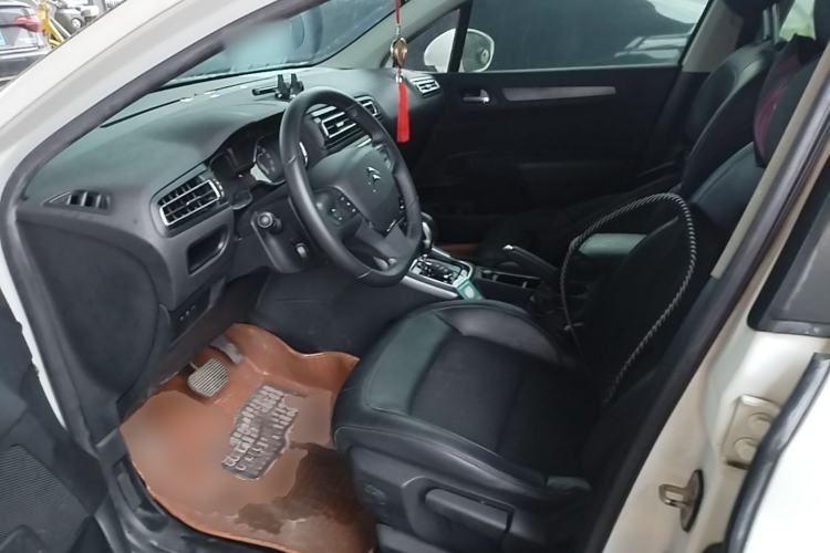 Used Citroen C4 Sega 2016 1.6L Automatic Luxury Model Left Front Seat