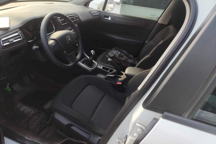 Used Citroen C4 Sega 2016 1.6L Manual Comfort Model Left Front Seat