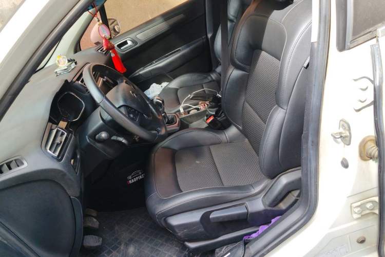 Used Citroen C4 Sega 2016 1.6L Manual Luxury Model Left Front Seat