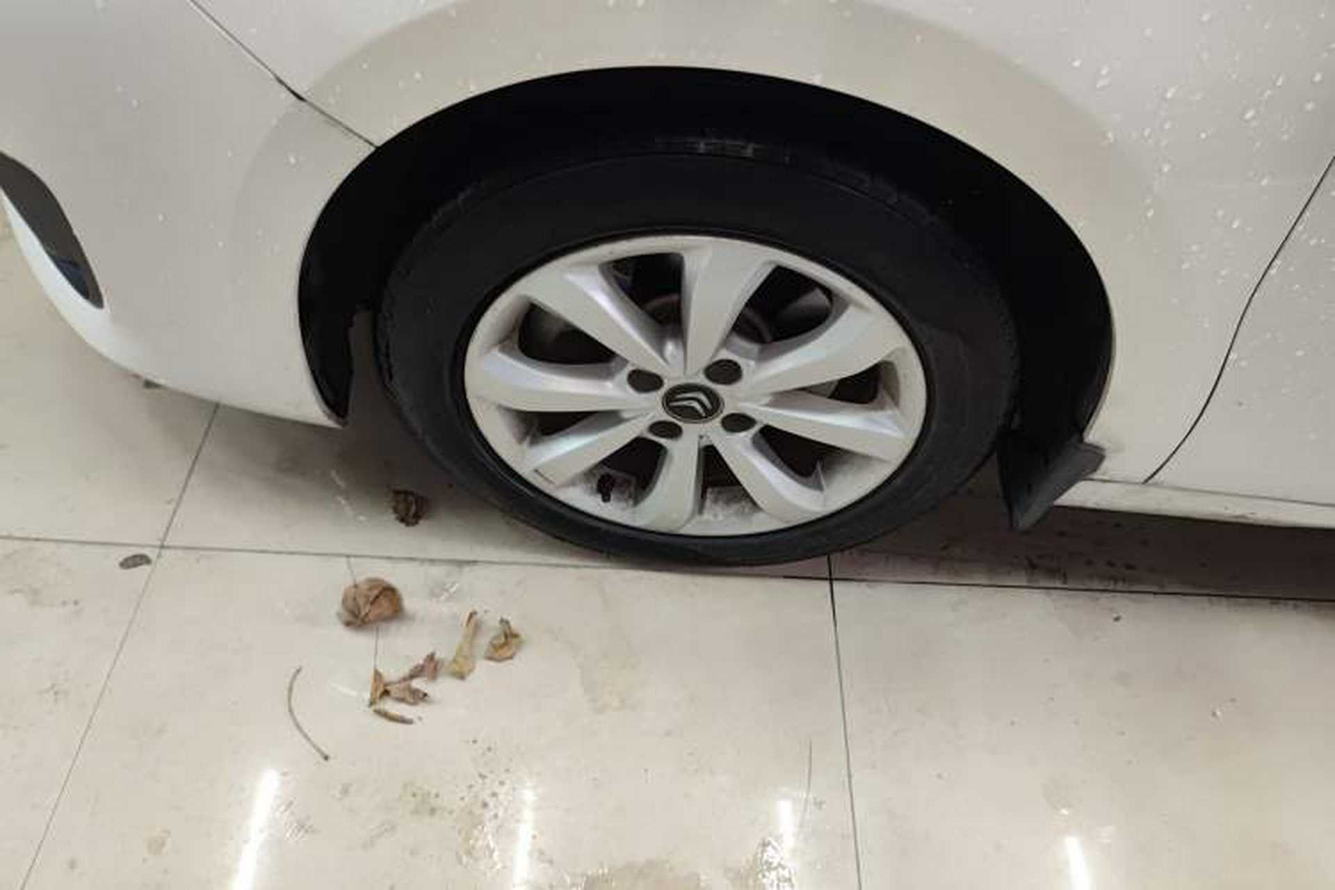 Used Citroen C4 Sega 2016 1.6L Manual Comfort Model Left Front Wheel Hub