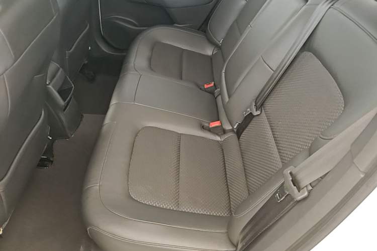 Used Citroen C4 Sega 2016 1.6L Automatic Luxury Model Left Rear Seat