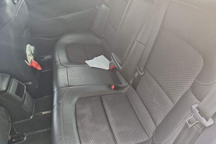 Used Citroen C4 Sega 2016 1.6L Manual Luxury Model Left Rear Seat