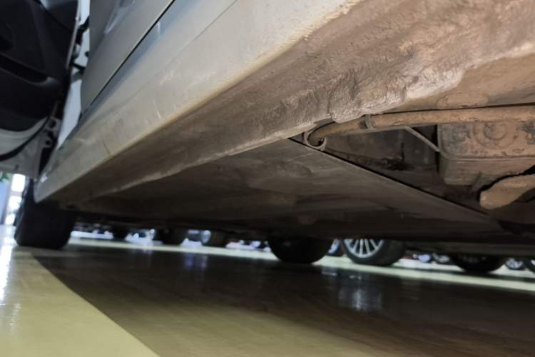 Used Citroen C4 Sega 2016 1.6L Automatic Luxury Model Left Side Sill