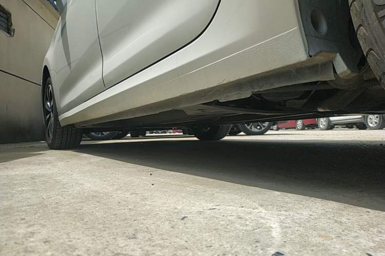 Used Citroen C4 Sega 2016 1.6L Automatic Luxury Model Left Side Sill