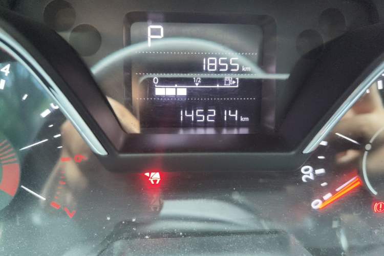 Used Citroen C4 Sega 2016 1.6L Automatic Luxury Model Odometer Close Up
