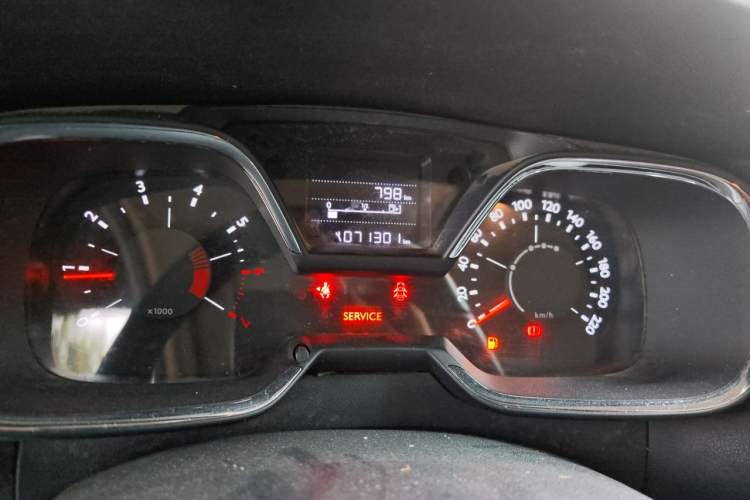 Used Citroen C4 Sega 2016 Joyful Edition 1.6L Manual Luxury Model Odometer Close Up