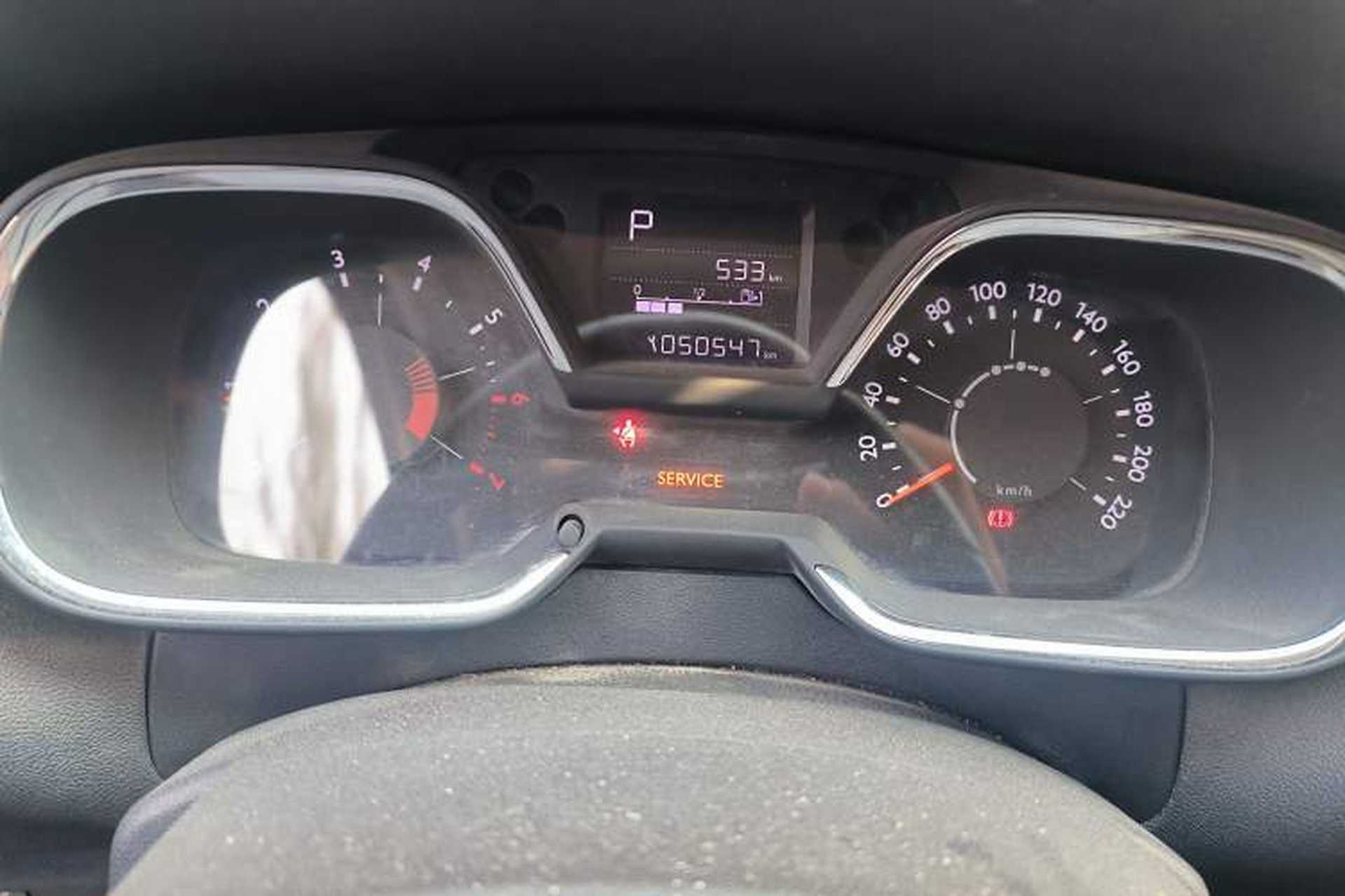 Used Citroen C4 Sega 2016 1.6L Automatic Luxury Model Odometer Close Up