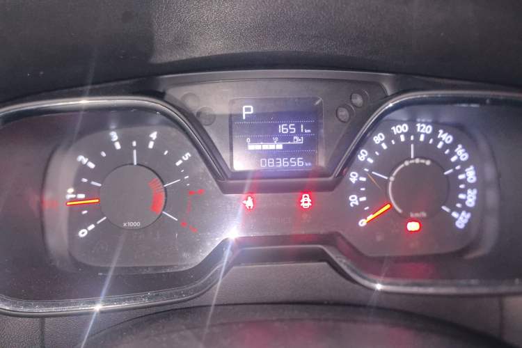Used Citroen C4 Sega 2016 1.6L Automatic Luxury Model Odometer Close Up