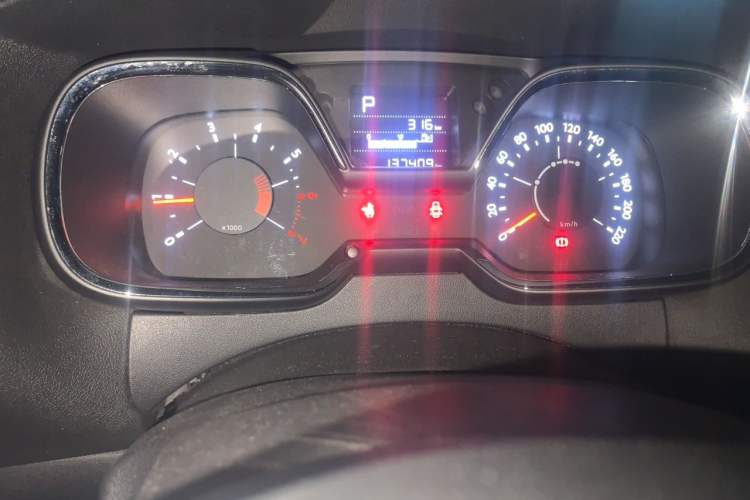 Used Citroen C4 Sega 2016 Joyful Edition 1.6L Automatic Comfort Model Odometer Close Up